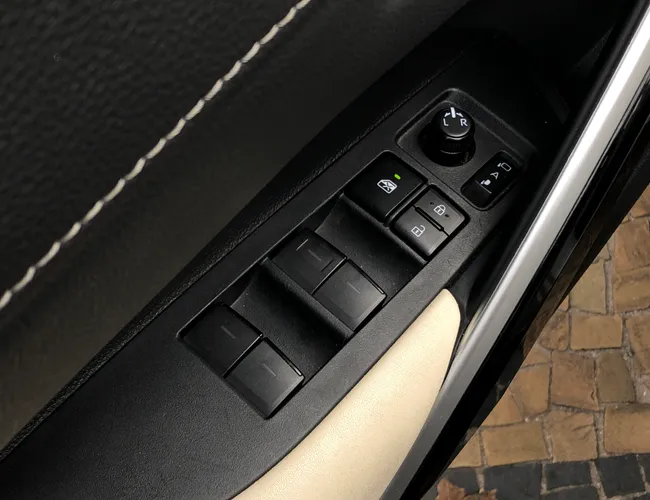 Imagem 9 – Corolla Cross 2025 2.0 Vvt-Ie Flex Xrx Direct Shift
