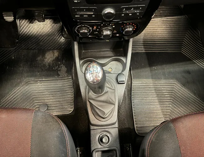 Imagem 6 – Sandero 2012 1.6 STEPWAY 16V FLEX 4P MANUAL