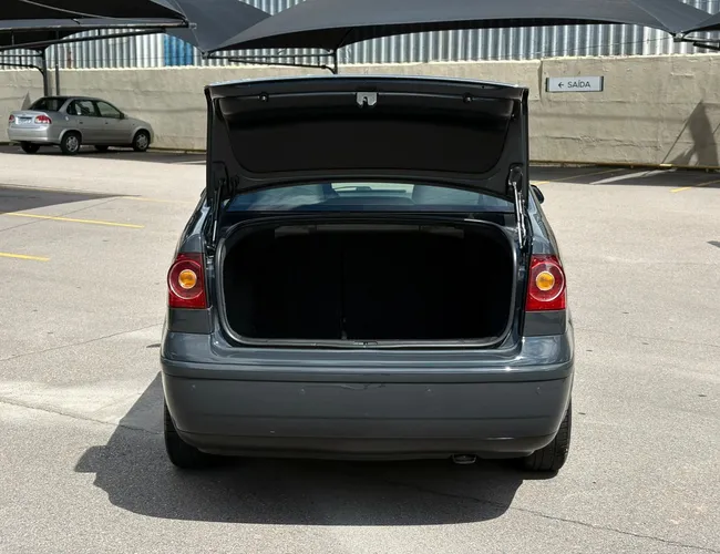 Imagem 7 – Polo Sedan 2010 1.6 Mi Comfortline 8V Flex 4P Manual