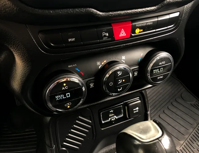 Imagem 13 – Renegade 2018 1.8 16V Flex Limited 4P Automático