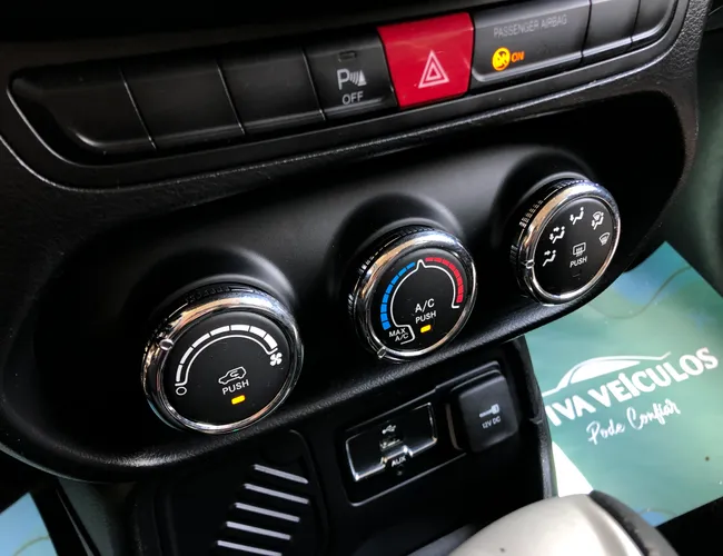 Imagem 13 – Renegade 2016 1.8 16V Flex Sport 4P Automático