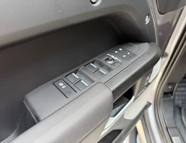 Imagem 8 – Defender 2024 3.0 D300 Turbo Diesel Mhev 130 Outbound Awd Automático