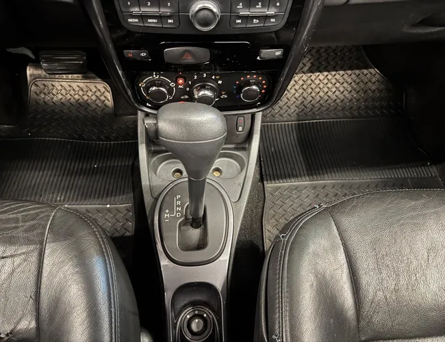 Imagem 9 – Duster 2013 2.0 Dynamique 4X2 16V Flex 4P Automático