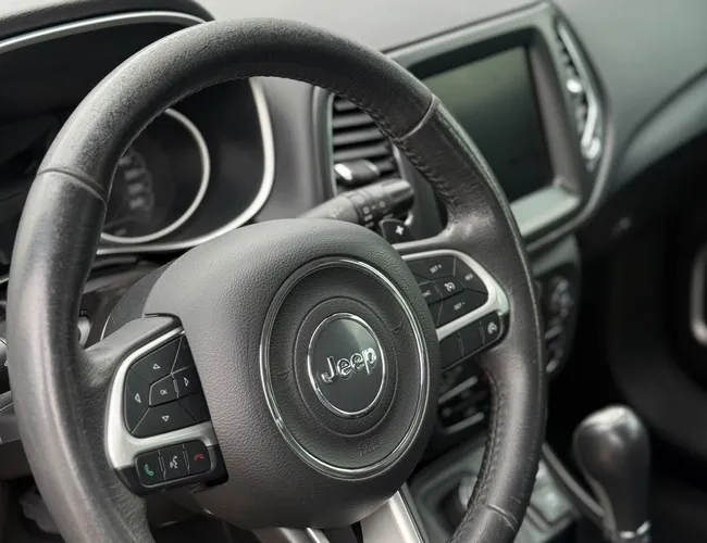 Imagem 12 – Compass 2017 2.0 16V Diesel Longitude 4X4 Automático