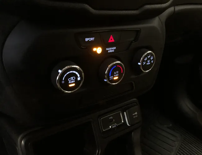 Imagem 10 – Renegade 2019 1.8 16V Flex Sport 4P Manual