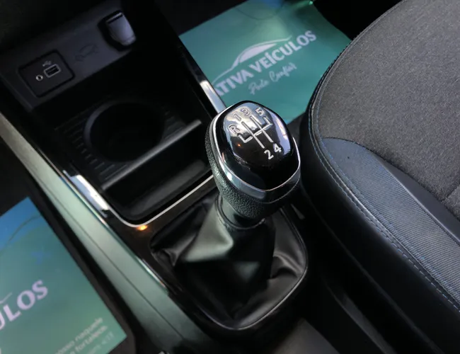 Imagem 13 – Kwid 2024 1.0 12V Sce Flex Intense Manual