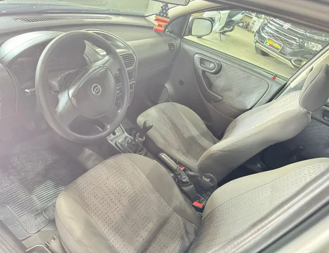 Imagem 7 – Corsa 2009 1.4 Mpfi Maxx Sedan 8V Flex 4P Manual