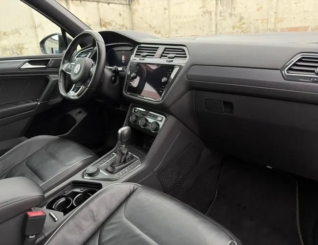 Imagem 17 – Tiguan 2018 2.0 350 Tsi Gasolina Allspace R-Line 4Motion Dsg