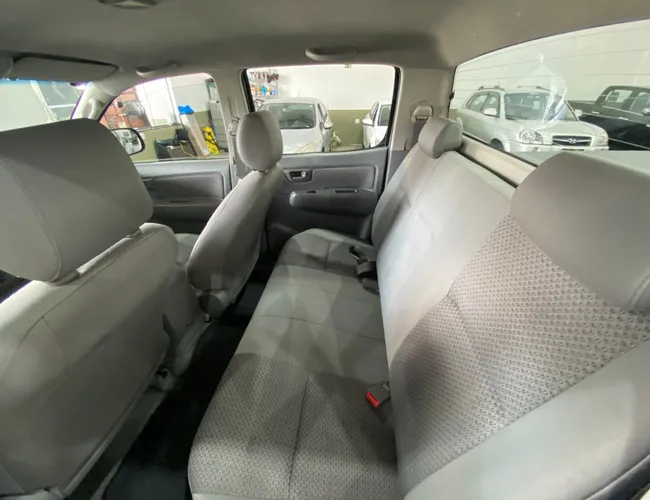Imagem 10 – Hilux 2010 2.7 Sr 4X2 Cd 16V Gasolina 4P Automático