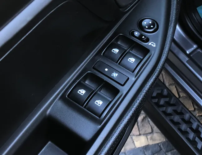 Imagem 8 – Strada 2024 1.0 Turbo 200 Flex Ultra Cd Cvt