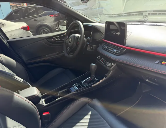Imagem 15 – Fastback 2026 1.3 Turbo 270 Flex Abarth At6