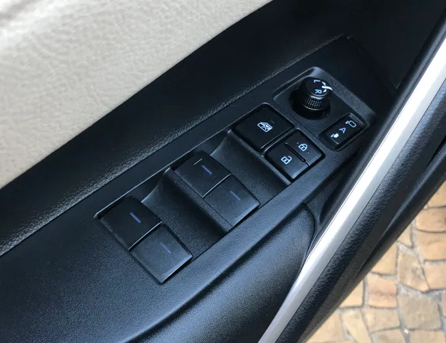 Imagem 8 – Corolla Cross 2024 1.8 Vvt-I Hybrid Flex Xrx Cvt