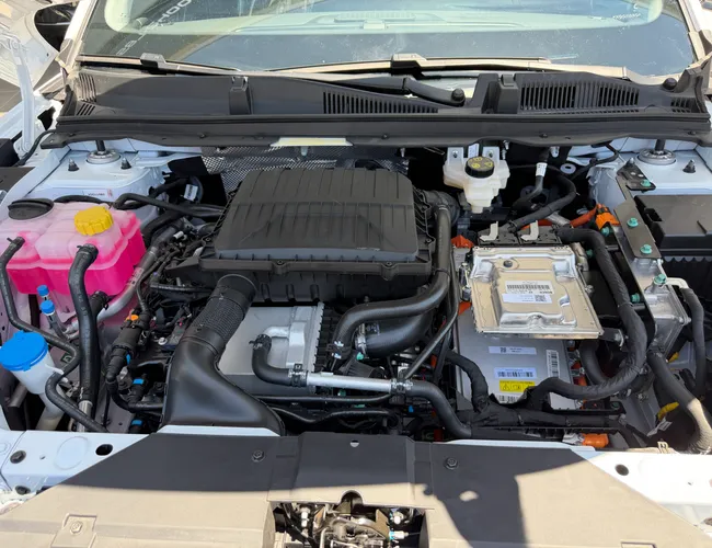 Imagem 16 – 5 2027 1.5 Tgdi Hev Luxury Dht