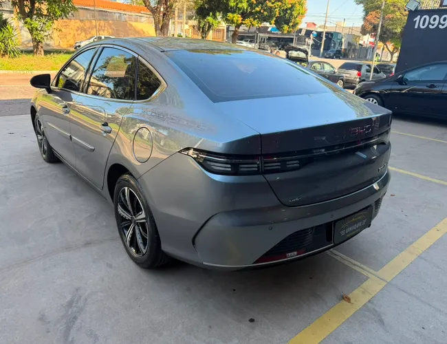 Imagem 8 – King 2025 1.5 Dm-I Phev Gs Automático