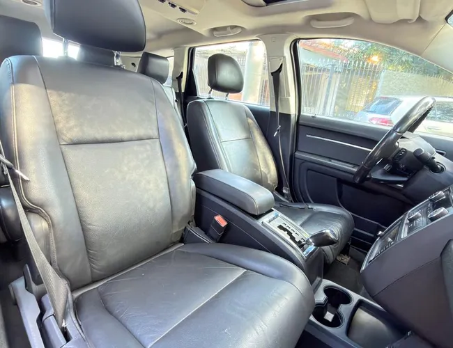 Imagem 17 – Journey 2010 2.7 Rt V6 24V Gasolina 4P Automatico