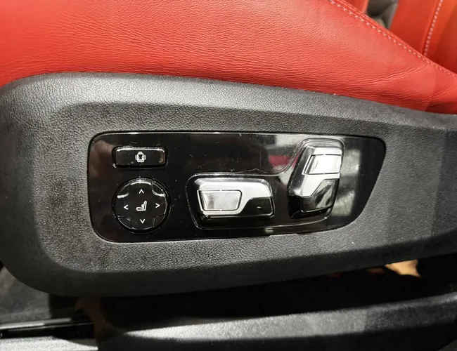 Imagem 13 – X6 2025 4.4 V8 Biturbo Gasolina M Competition Automático