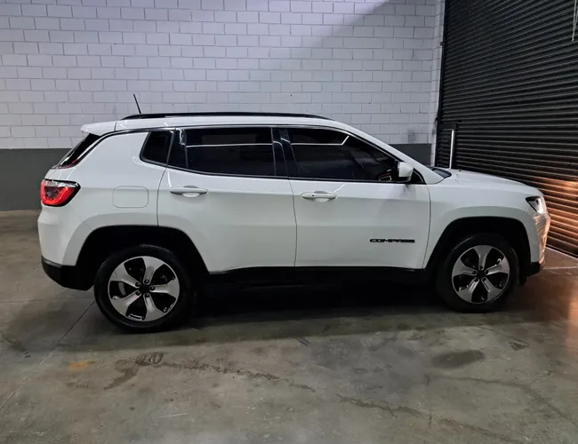 Imagem 9 – Compass 2018 2.0 16V Flex Longitude Automático