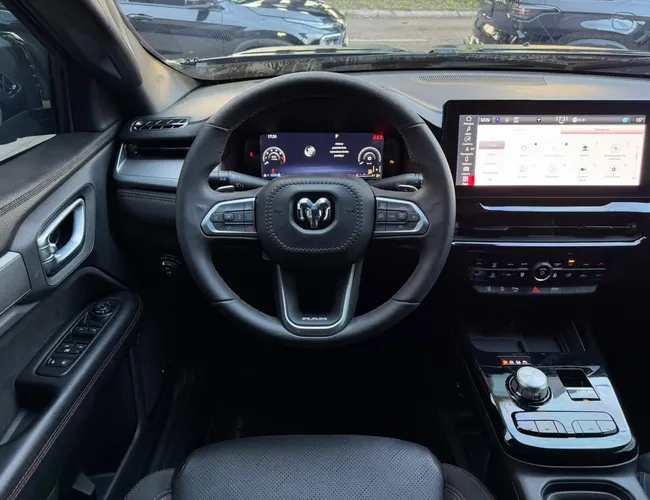 Imagem 12 – Rampage 2024 2.0 Hurricane 4 Turbo Gasolina R/T 4X4 Automático