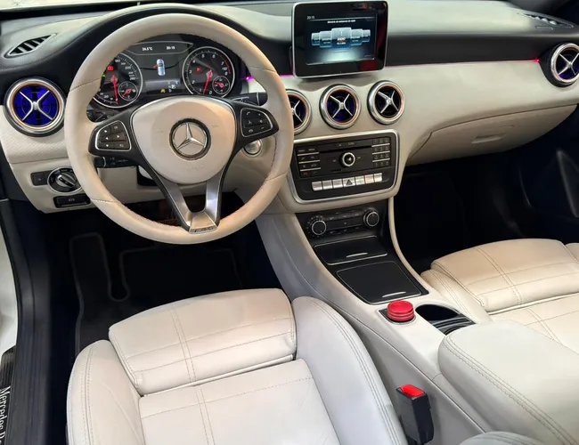 Imagem 9 – A 200 2018 1.6 Cgi Flex 7G-Dct