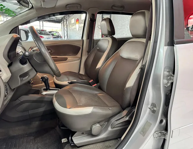 Imagem 11 – Spin 2014 1.8 Ltz 8V Flex 4P Automático