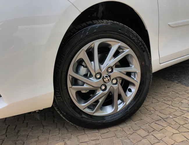 Imagem 5 – Yaris 2025 1.5 16V Flex Sedan Xs Multidrive