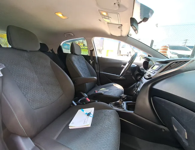 Imagem 6 – Hb20x 2017 1.6 16V Style Flex 4P Automático