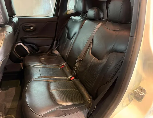 Imagem 11 – Renegade 2018 1.8 16V Flex 4P Automático
