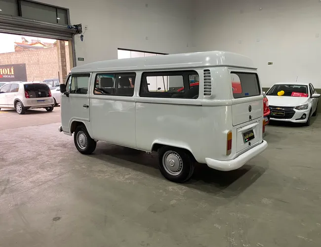 Imagem 12 – Kombi 2003 1.6 Furgão 8V Gasolina 3P Manual