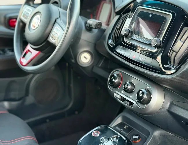 Imagem 18 – Uno 2015 1.4 Evo Sporting 8V Flex 4P Automatizado