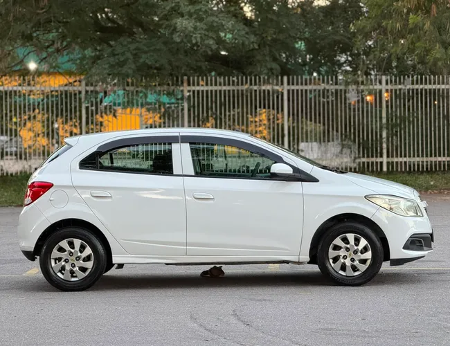Imagem 5 – Onix 2013 1.0 Mpfi Lt 8V Flex 4P Manual