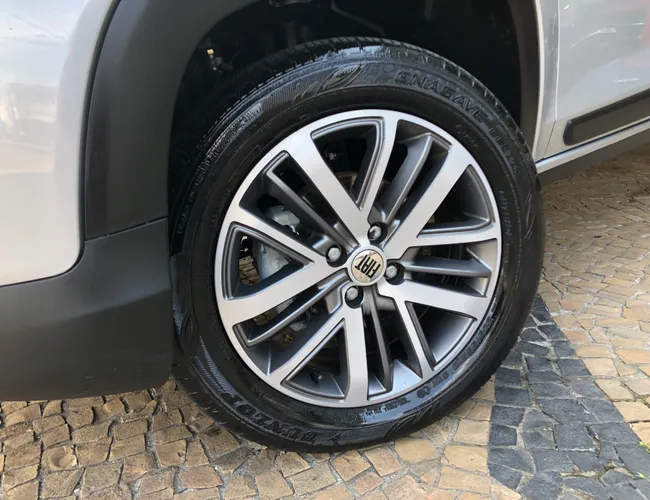 Imagem 5 – Strada 2024 1.3 Firefly Flex Volcano Cd Manual