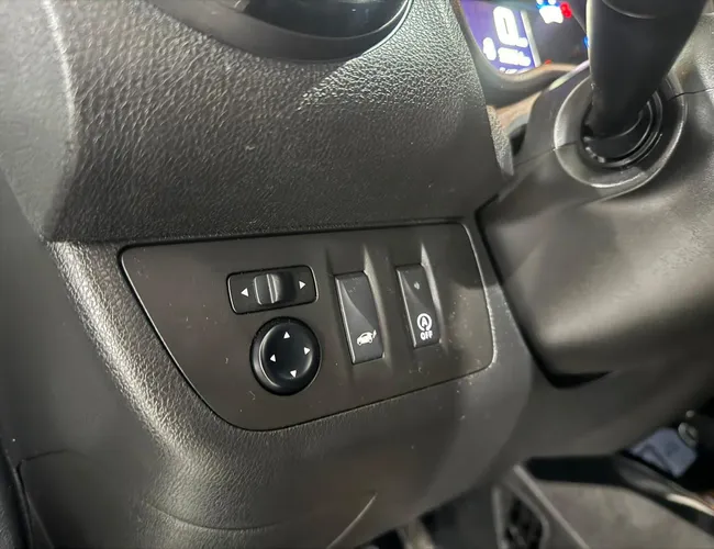 Imagem 11 – Kwid 2023 1.0 12V Sce Flex Zen Manual