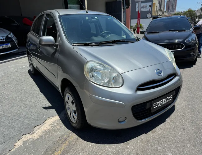 Imagem exterior do veículo March 2013 1.6 Sv 16V Flex 4P Manual