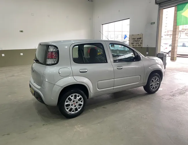 Imagem 12 – Uno 2016 1.0 Evo Attractive 8V Flex 4P Manual