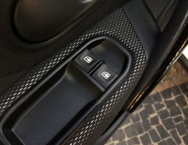 Imagem 11 – Stepway 2024 1.0 12V Sce Flex Zen Manual