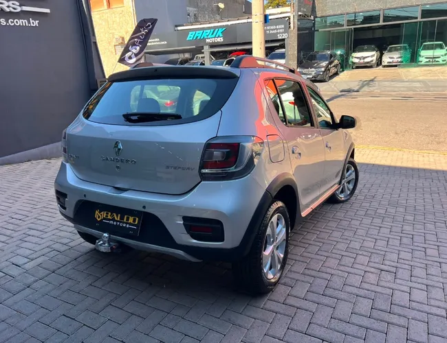 Imagem 7 – Sandero 2017 1.6 STEPWAY 8V FLEX 4P MANUAL