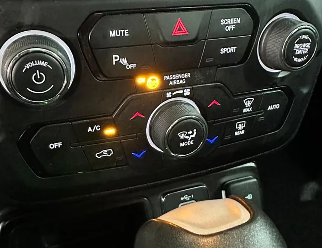 Imagem 13 – Renegade 2021 1.8 16V Flex Limited 4P Automático