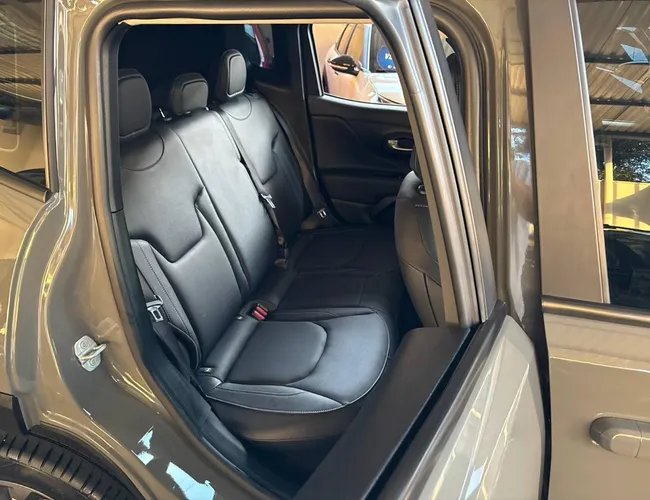 Imagem 12 – Renegade 2025 1.3 T270 Turbo Flex Longitude At6