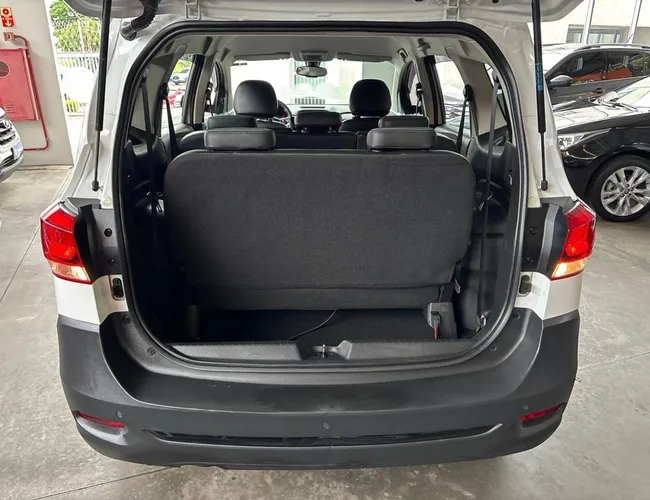 Imagem 16 – Spin 2023 1.8 Activ7 8V Flex 4P Automático