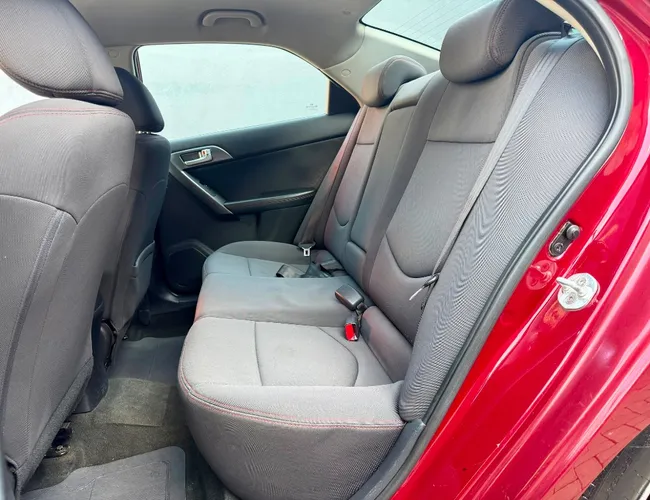 Imagem 12 – Cerato 2012 1.6 E.221 Sedan 16V Gasolina 4P Automático