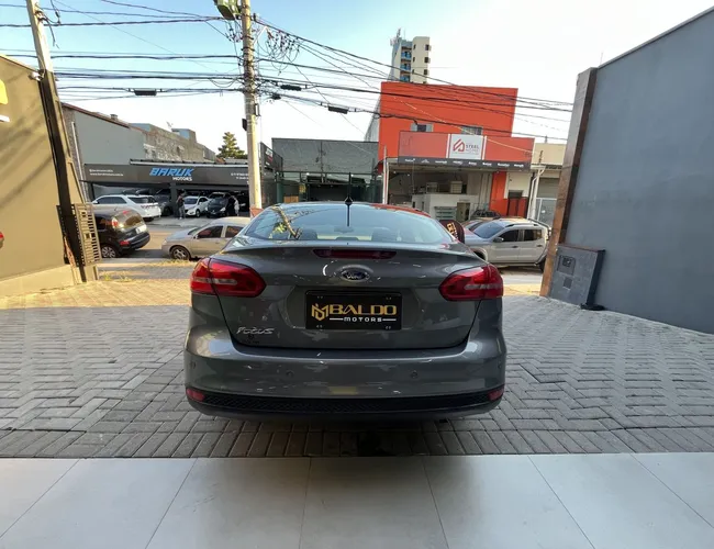 Imagem exterior do veículo Focus 2.0 16V/Se/Se Plus Flex 5P Aut. 2019 Focus 2.0 16V/Se/Se Plus Flex 5P Aut. 