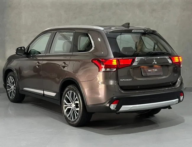 Imagem 6 – Outlander 2018 2.2 4X4 16V Diesel 4P Automático