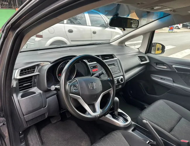 Imagem 5 – Fit 2017 1.5 Lx 16V Flex 4P Automático