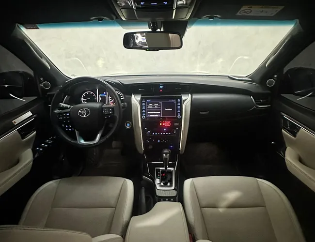 Imagem 9 – Hilux Sw4 2023 2.8 D-4D Turbo Diesel Diamond 7L 4X4 Automático