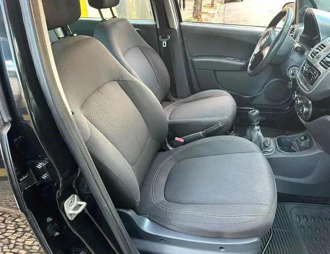 Imagem 6 – Grand Siena 2018 1.0 Evo Flex Attractive Manual