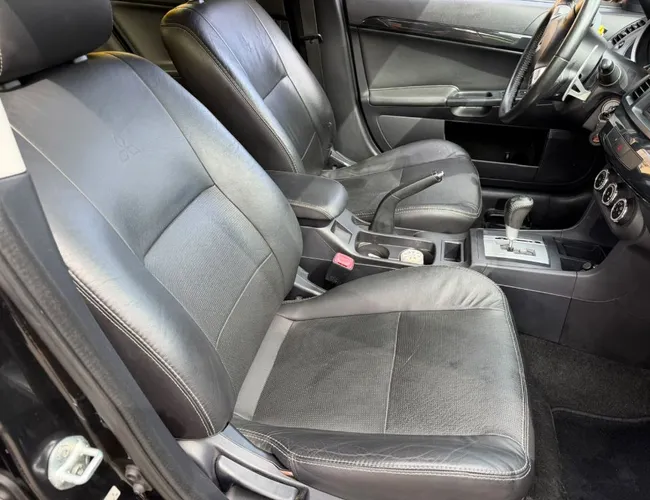 Imagem 7 – Lancer 2014 2.0 16V Gasolina 4P Automático