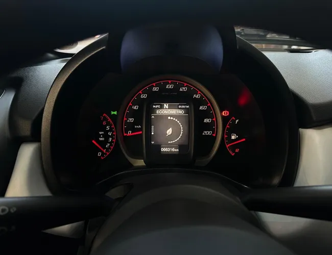 Imagem 7 – Uno 2015 1.4 Evo Sporting 8V Flex 4P Automatizado