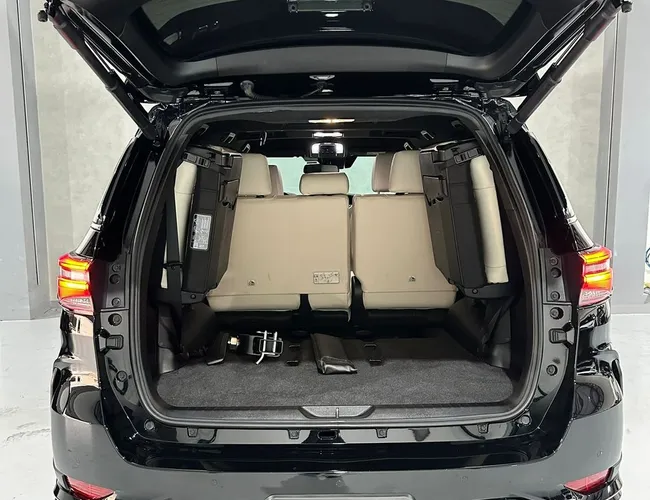 Imagem 29 – Hilux 2026 Hilux Sw4 Diamond 2.8 Tb 4X4 Die. Aut.