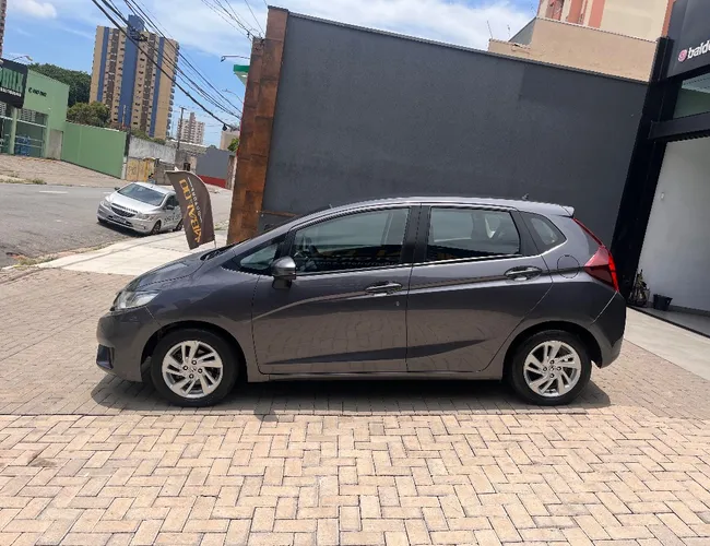 Imagem 6 – Fit 2017 1.5 Lx 16V Flex 4P Automático