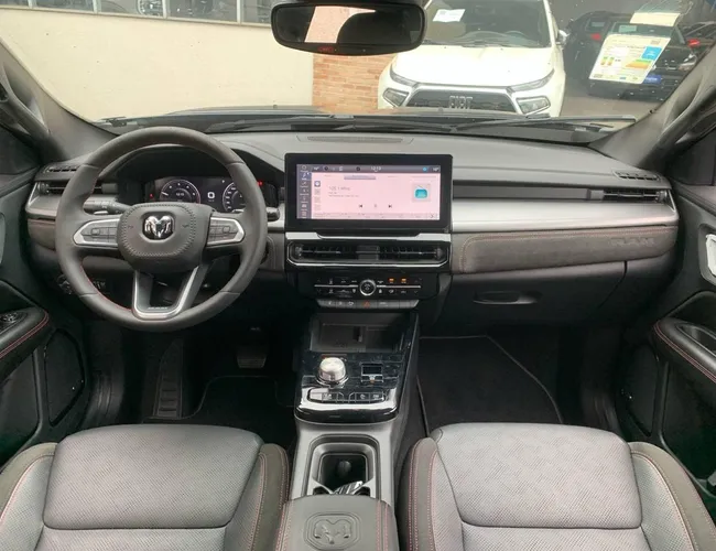 Imagem 6 – Rampage 2026 2.0 Hurricane 4 Turbo Gasolina R/T 4X4 Automático